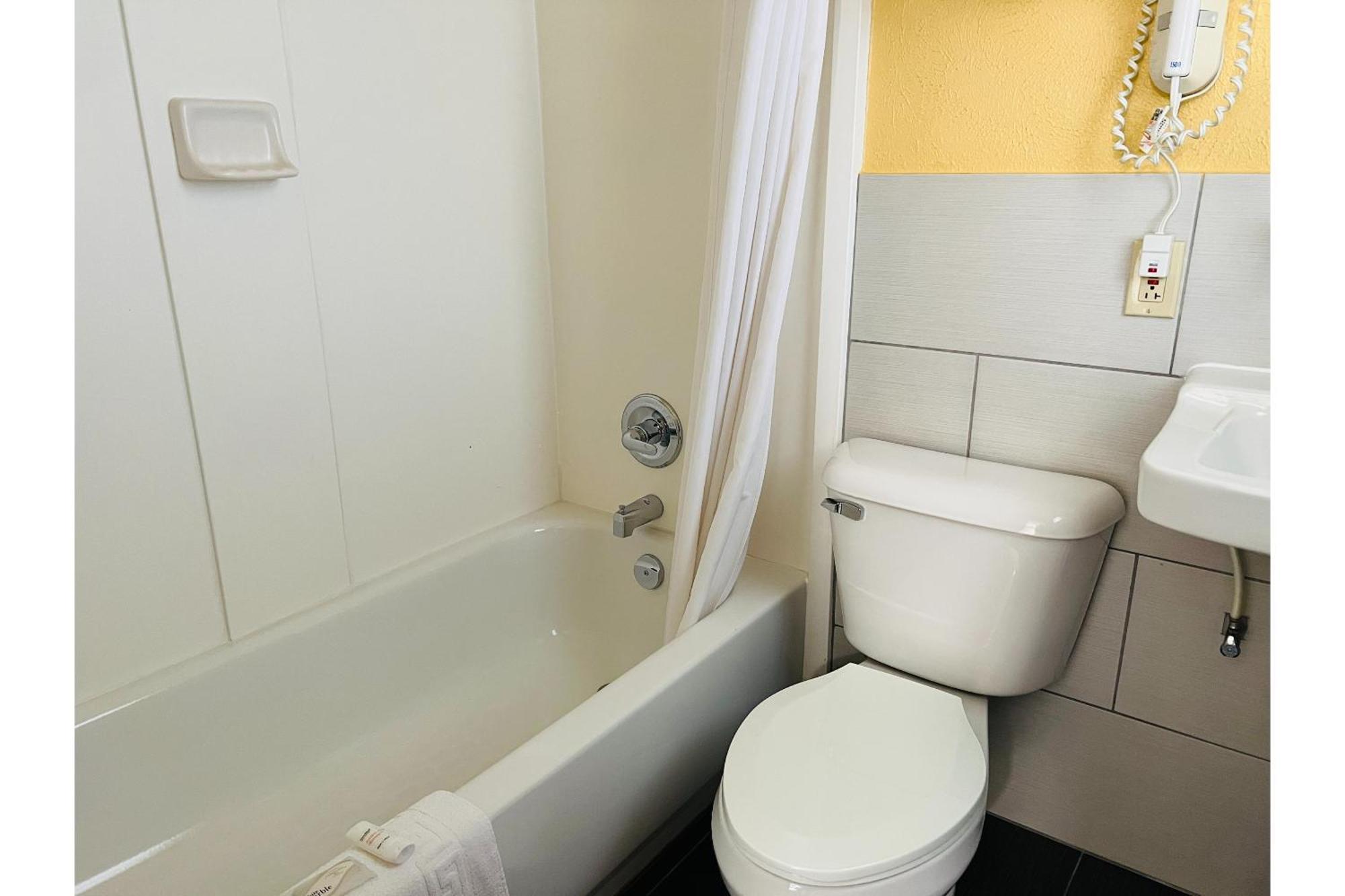 Budget Inn Motel Toledo Perrysburg I-280 Millbury ภายนอก รูปภาพ