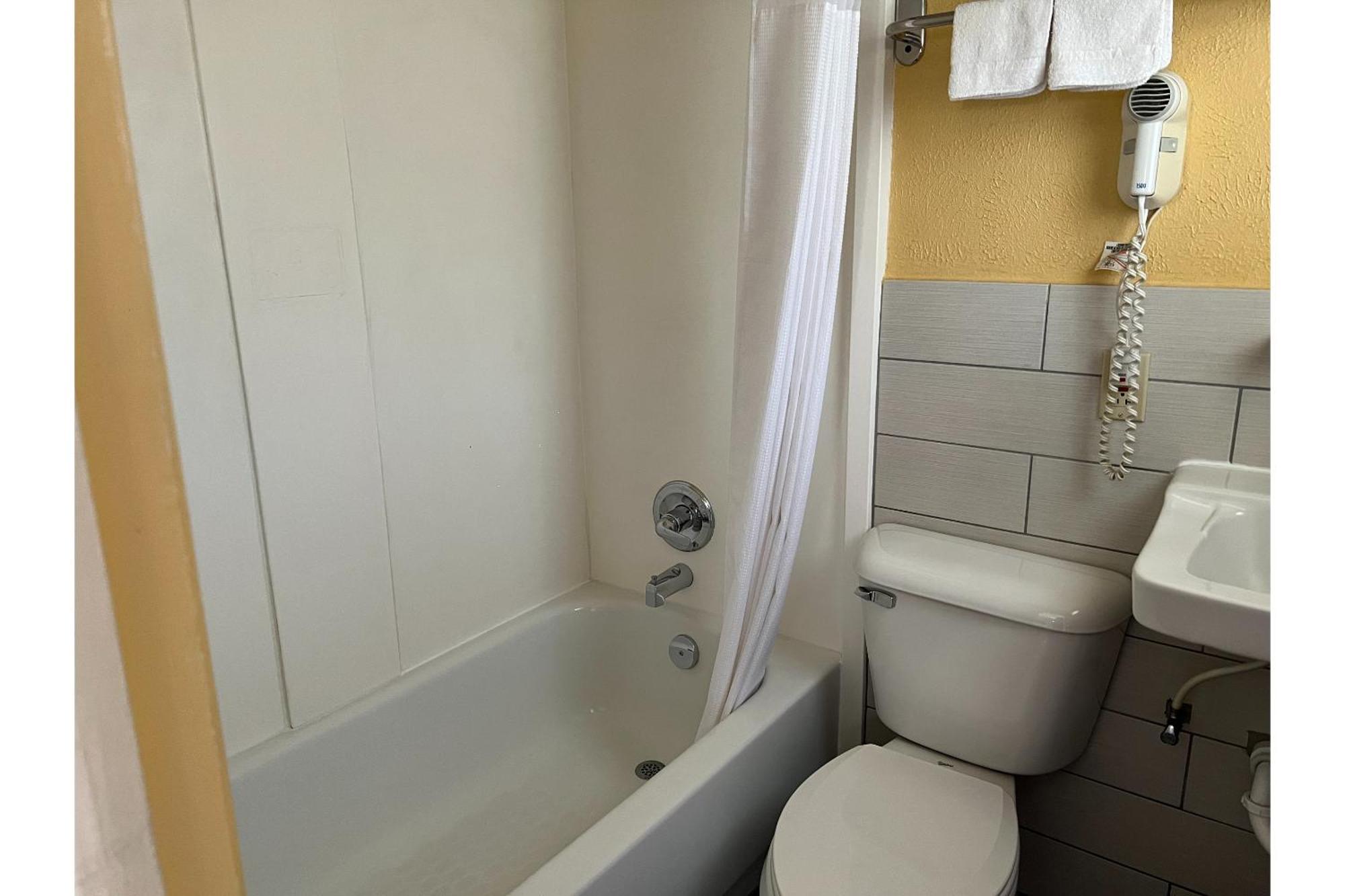 Budget Inn Motel Toledo Perrysburg I-280 Millbury ภายนอก รูปภาพ
